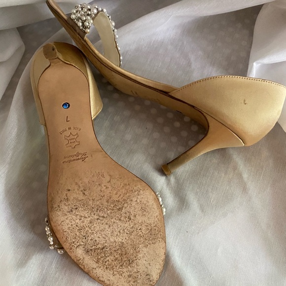 Butter Oyster Bed D’Orsays - Wedding Shoes - Picture 9 of 11